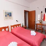 House 4* 스키아토스 타운