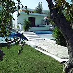 House 스키아토스 타운