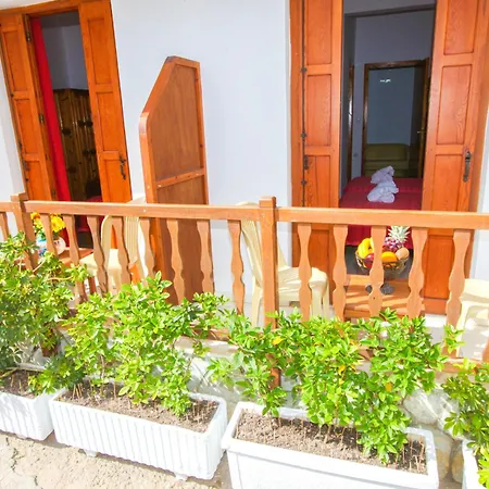 House 아파트호텔 4*
