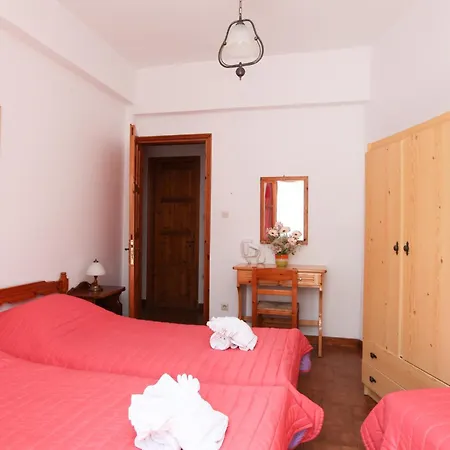 Hotel de apartamente House 4*