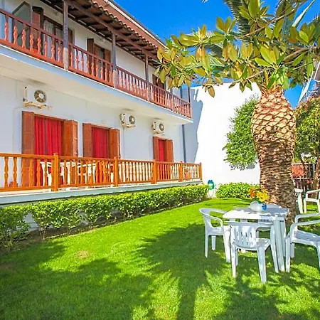 House 4*