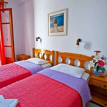 House Apartmanhotel 4*