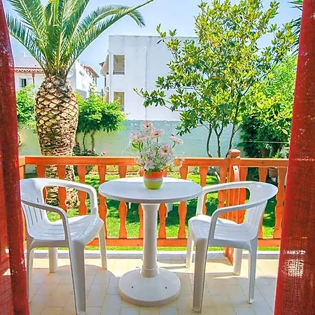 Apartmanhotel House