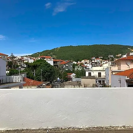 House Aparthotel 4*