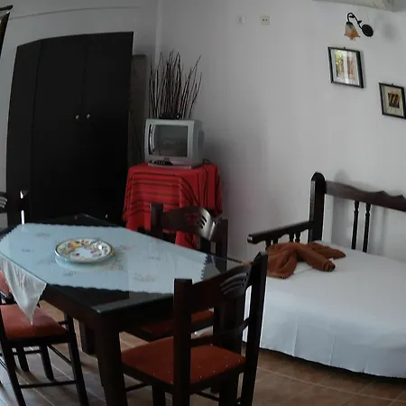 House 아파트호텔 4*