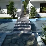 斯亚索斯旅馆 公寓式酒店