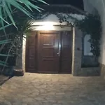 斯亚索斯旅馆 公寓式酒店 斯基亚索斯镇