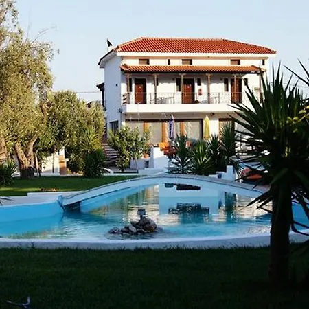 House 2* Skiatos