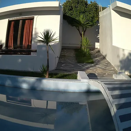 House Skiatos