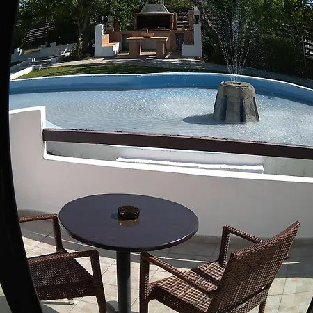 House Skiatos