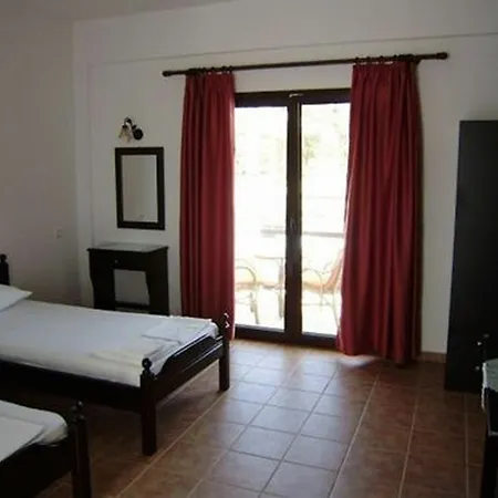 Hotel apartamentowy House 2*